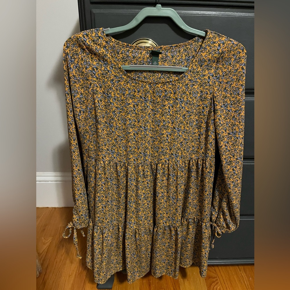 Tiered long sleeve floral dress